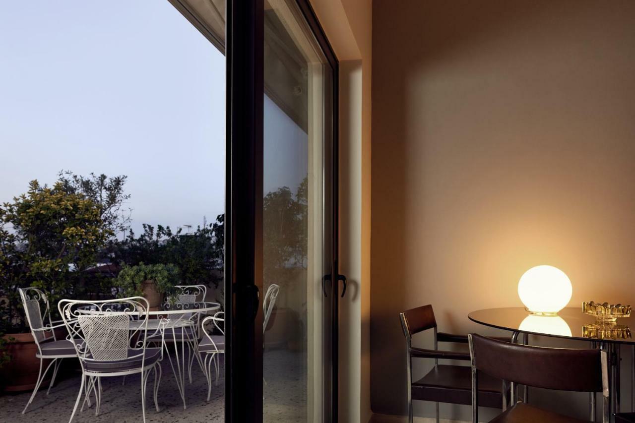 Two Level Apartment With Panoramic View Атина Екстериор снимка